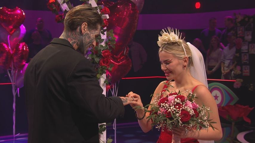 Nikola und Kim Virginia Grey heiraten bei Promi-BB