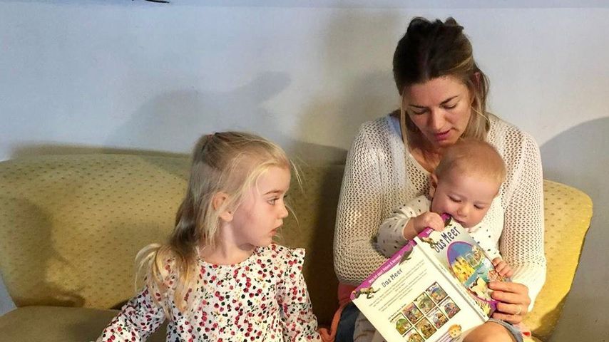 "Vorlese-Mama": Das macht Nina Bott am liebsten mit den Kids