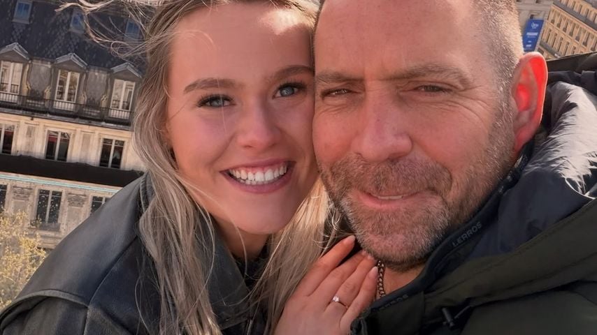 "Zweimal Ja": Ikke Hüftgold und Nina Reh haben sich verlobt