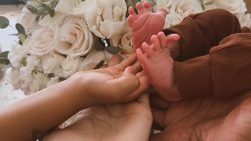 Nina Senicar, Jay Ellis, Tochter Nora Grace und Sohn Noa Gray