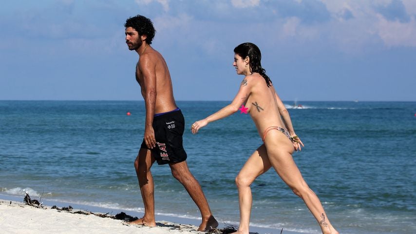 Noah Becker und seine Freundin Emily Or