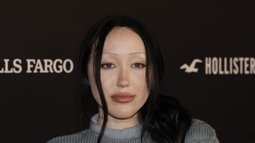 Inmitten des Dramas: Noah Cyrus posiert freizügig bei Event