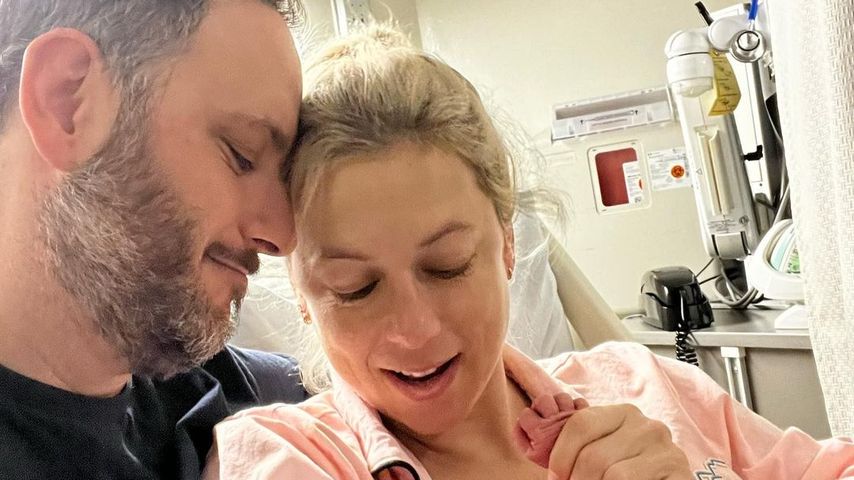 Noah Galuten und Iliza Shlesinger mit Töchterchen Sierra Mae