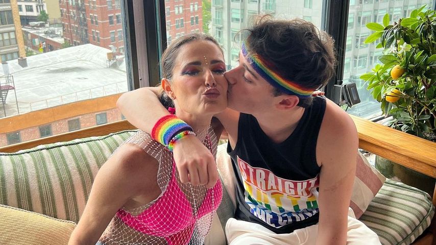 Nach Coming-out: Noah Schnapp besucht erstmals Pride-Parade!