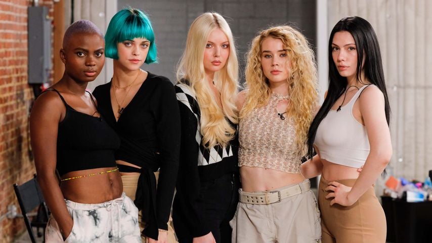 Noëlla, Vanessa, Vivien, Luca und Sophie bei "Germany's next Topmodel" 2022