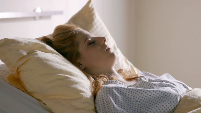 "Unter uns"-Schock: Fan-Liebling Elli stirbt den Serien-Tod!