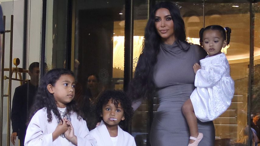 Mit Kids: Auch Kim Kardashian ließ sich in Armenien taufen!