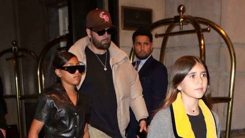 North West mit Scott und Penelope Disick im April in New York