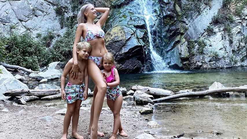 Oksana Kolenitchenko mit ihren Kindern Milan und Arielle