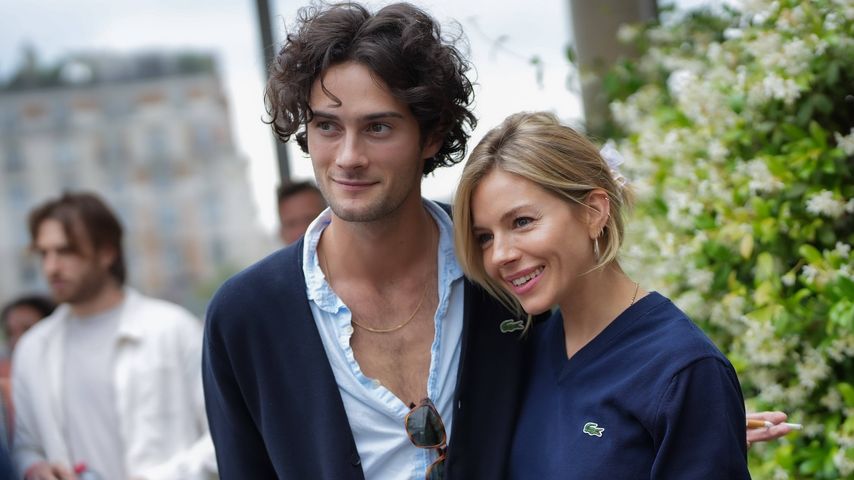 Kurz nach Geburt: Sienna Miller und Oli wirken superhappy!