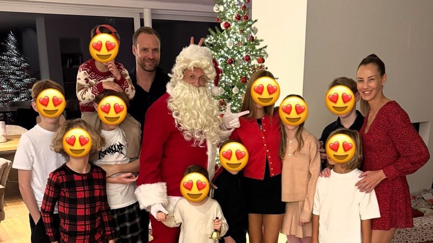 Oliver Pocher teilt Weihnachtsgrüße mit XXL-Patchwork-Family