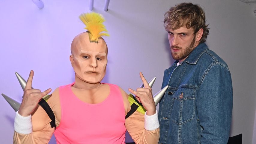 Oliver Tree und Logan Paul backstage bei "Forgotten Runes: Enter the Runiverse" in New York, 20. Juni 2022