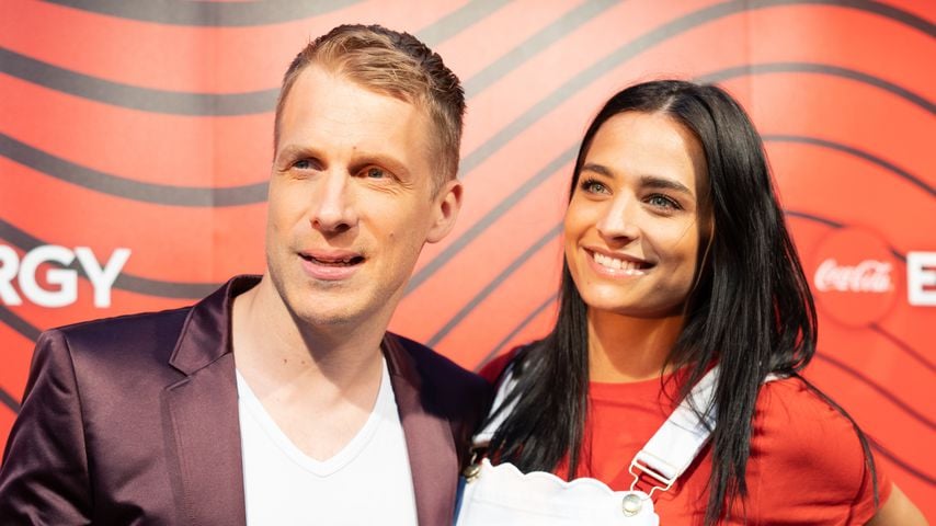 "Der Beste": So süß umsorgt Oliver Pocher Neu-Mama Amira!