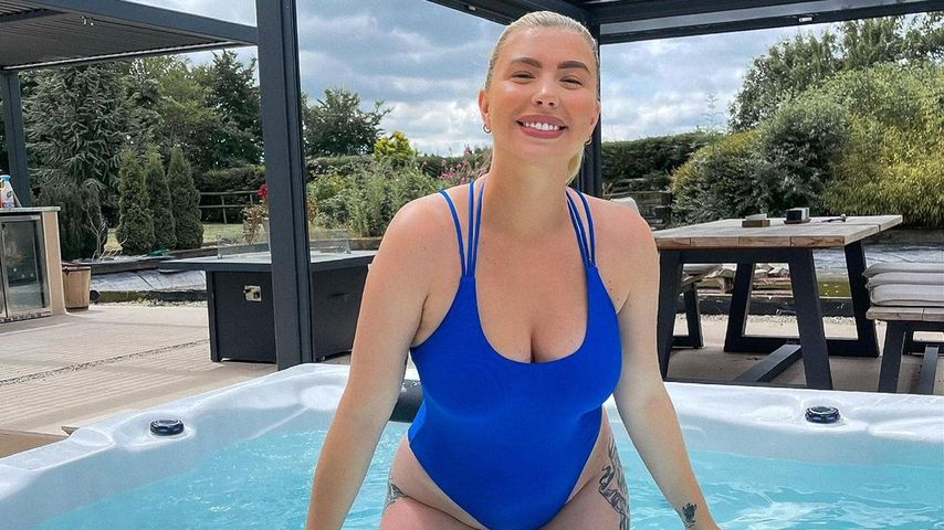 Vier Wochen nach Geburt: Olivia Bowen zeigt After-Baby-Body