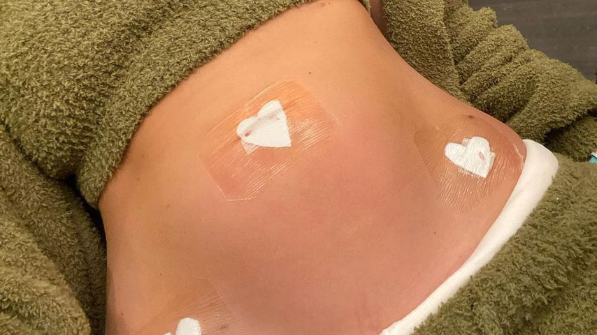 Olivia Culpos Bauch im November 2020