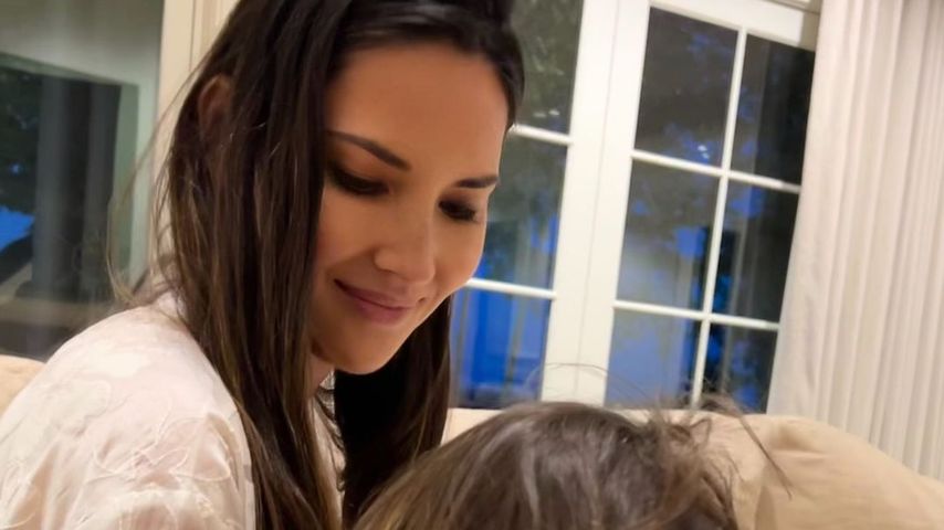 Olivia Munn mit ihren Kindern Malcolm Hiệp und Méi June.