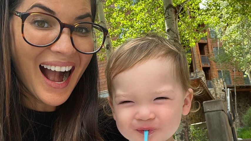Olivia Munns Sohn muntert sie während Krebsbehandlung auf