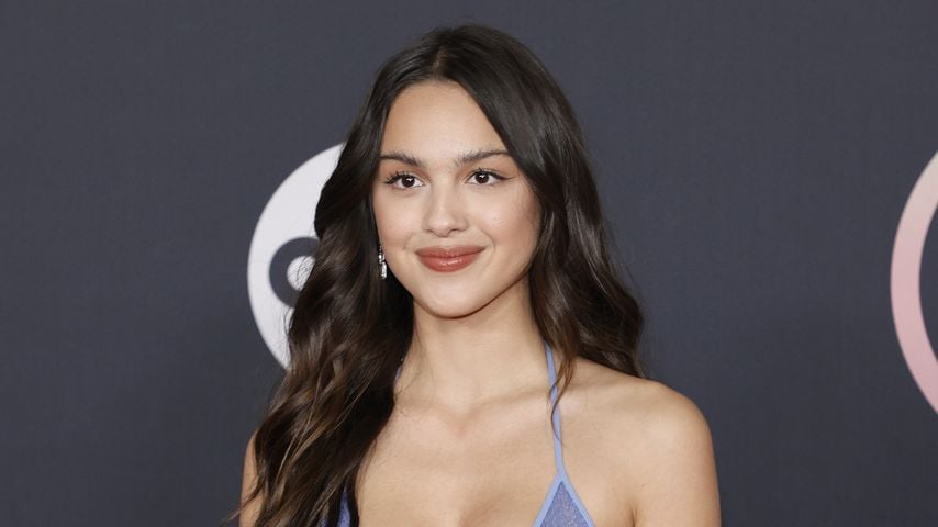 Olivia Rodrigo bei den American Music Awards 2021