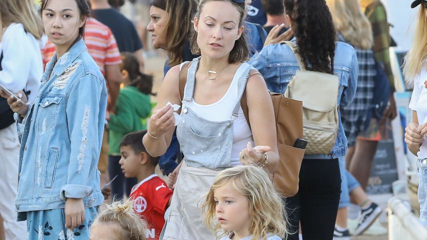 Olivia Wilde mit ihren Kindern Daisy und Otis in Malibu, 2018