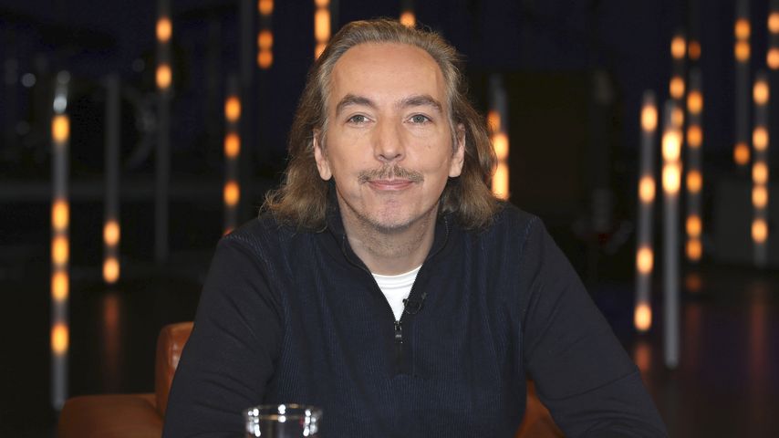 Olli Schulz, Sänger und Podcaster