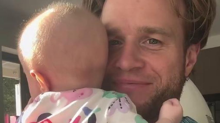 Olly Murs mit seinem Baby