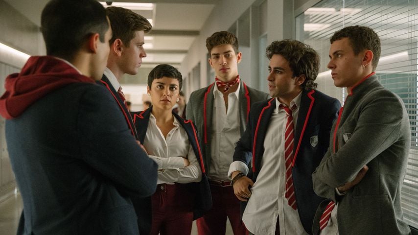 Omar, Guzmán, Ari, Patrick, Samuel und Ander in "Élite"