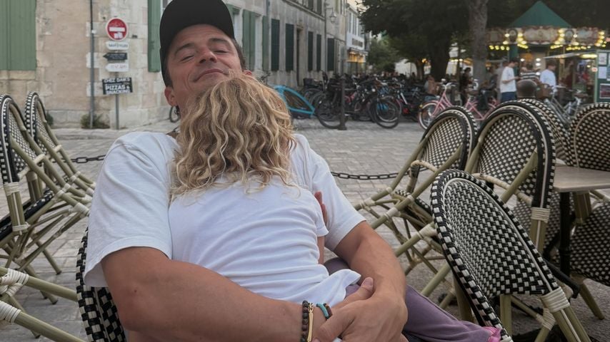 Orlando Bloom zeigt seltene Fotos seiner Tochter Daisy
