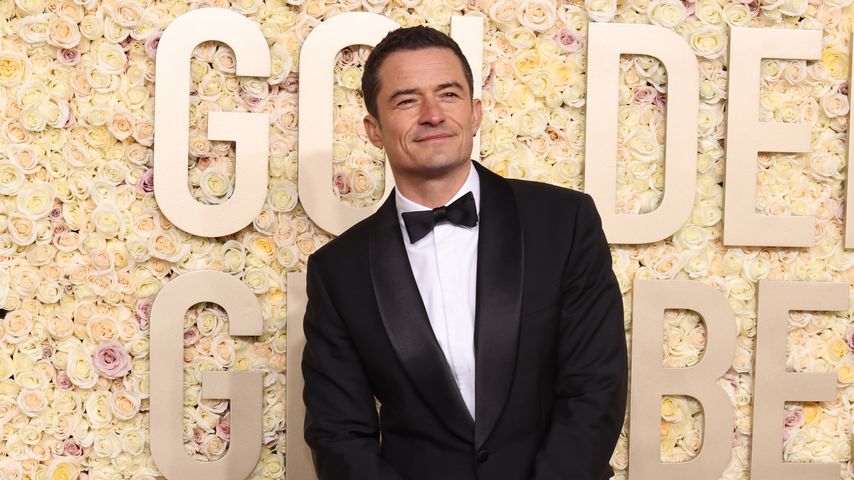 Schräger Look: So zottelig präsentiert sich Orlando Bloom!