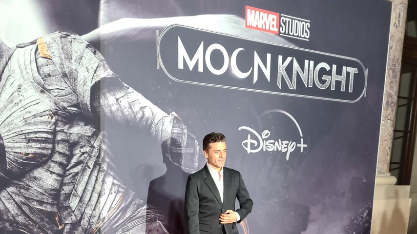Premiere in Berlin: Oscar Isaac schwärmt von "Moon Knight"!