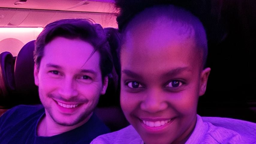 Oti Mabuse, ihr Mann und ihre Tochter im April 2024