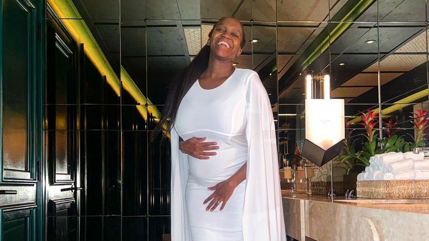Oti Mabuse leidet in der Schwangerschaft an großen Schmerzen
