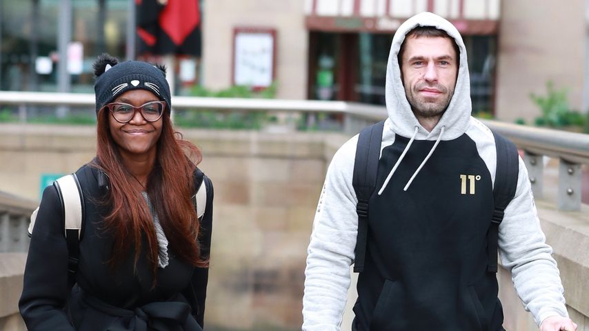 Oti Mabuse und Kelvin Fletcher auf dem Weg zu "Strictly Come Dancing" in Salford im Oktober 2019