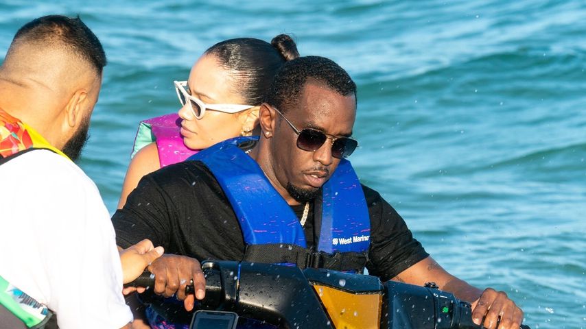 P. Diddy mit einer Unbekannten in Miami im Januar 2020