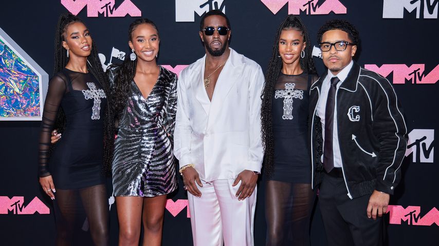 P. Diddy posiert mit seinen Kids Jessie James, Chance, D'Lila und Justin im September 2023