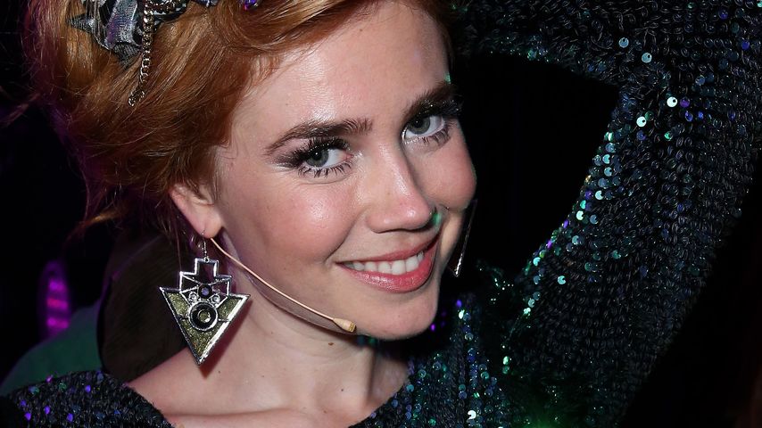Palina Rojinski im Casual Look: So bringt sie den Müll raus