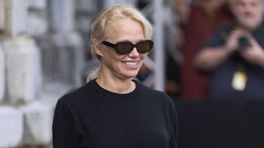So natürlich zeigt sich Pamela Anderson auf Filmfestival