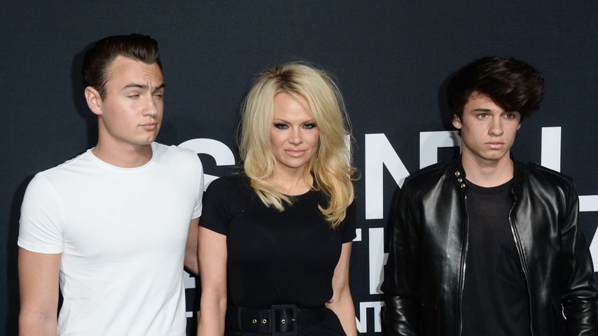 Pamela Anderson und ihre Söhne Brandon und Dylan