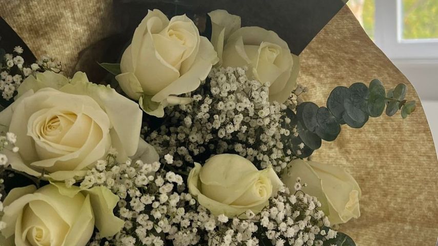 Paola Marias Geburtstagsgeschenk von ihrem Freund Alex