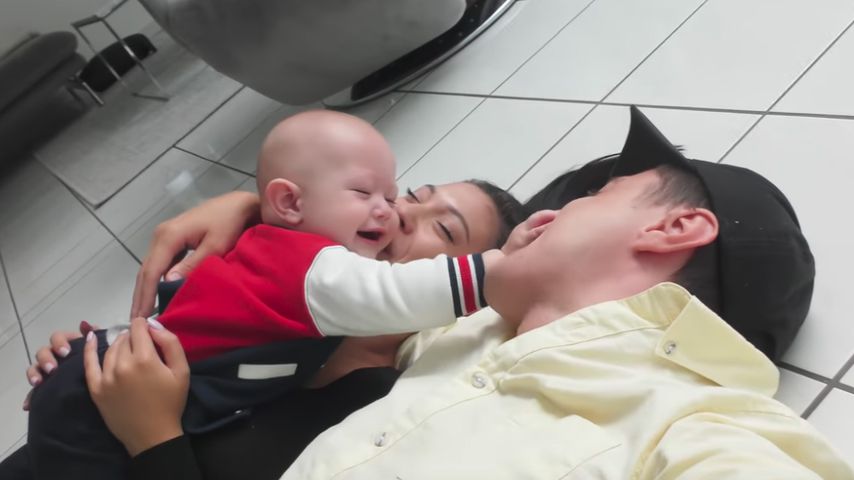 Paola und Sascha Koslowski mit Baby Leo