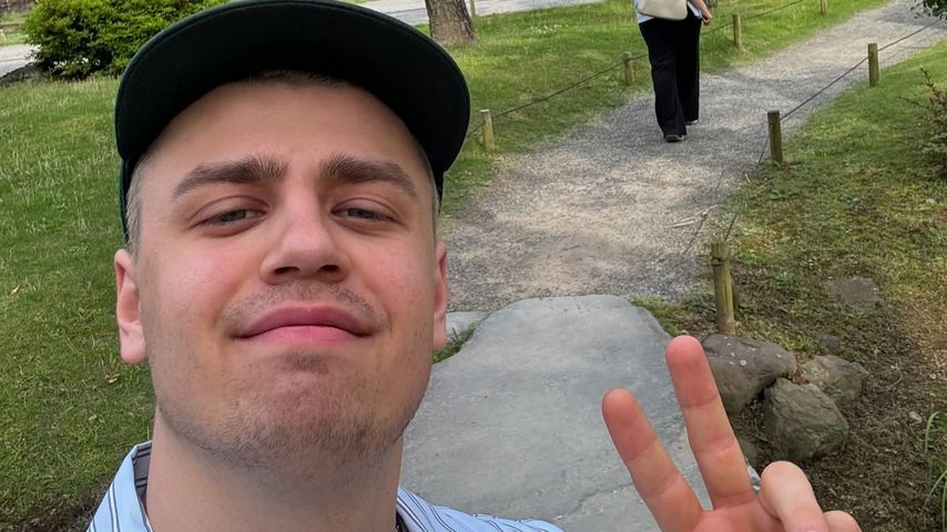 Papaplatte mit seiner Freundin Masha, Juni 2024