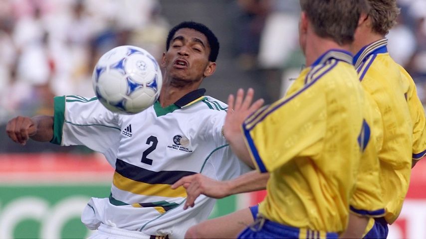 Papi Khomani bei einem Spiel im Jahr 1999