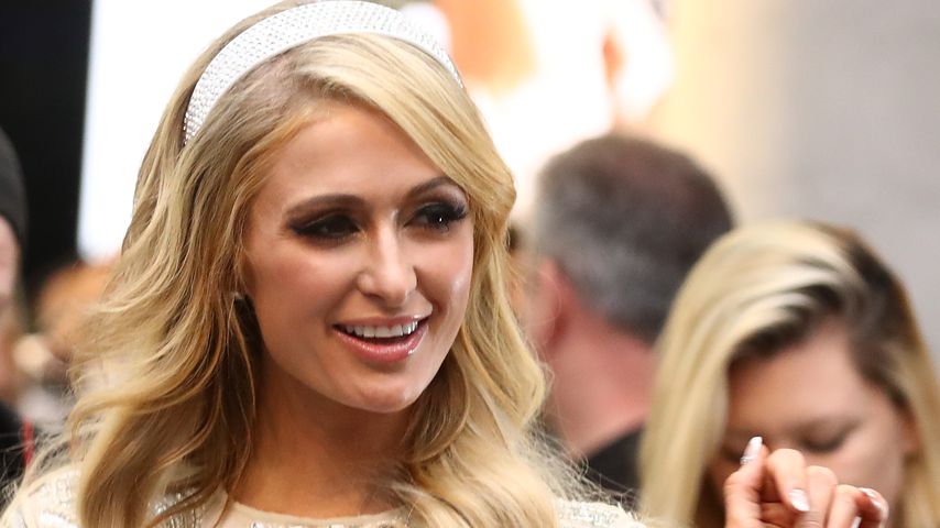 Stil-Ikonen vereint: Hier trifft Dua Lipa auf Paris Hilton!