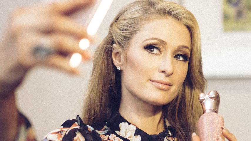 Ohne Verlobungsring: Paris Hilton zeigt sich nach Trennung