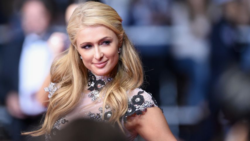 Größter Fan: Paris Hiltons Baby jubelt ihr auf der Bühne zu