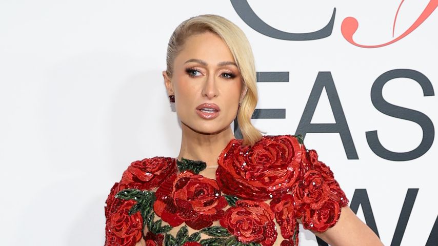 Schutt und Asche: Paris Hilton zeigt ihr abgebranntes Haus