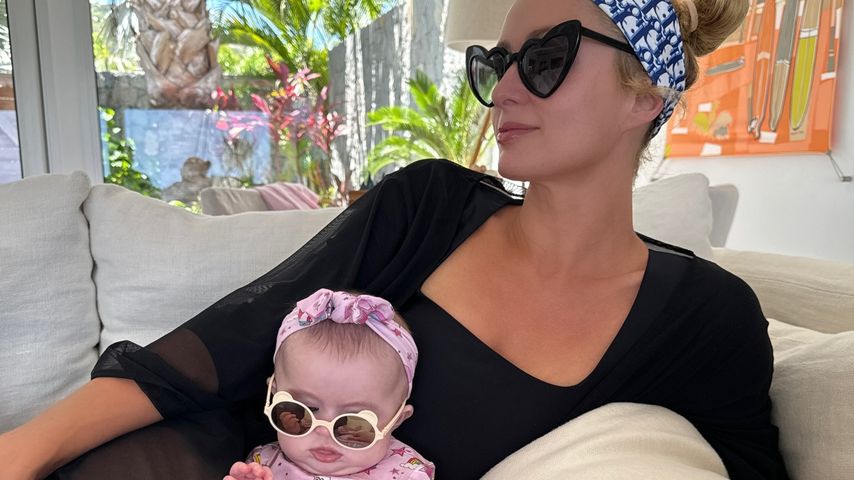 Paris Hilton, TV-Bekanntheit, mit ihrer Tochter London