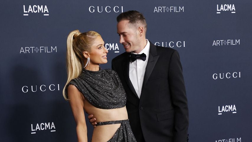 Süß! Paris Hilton und Carter Reum turteln auf einem Event