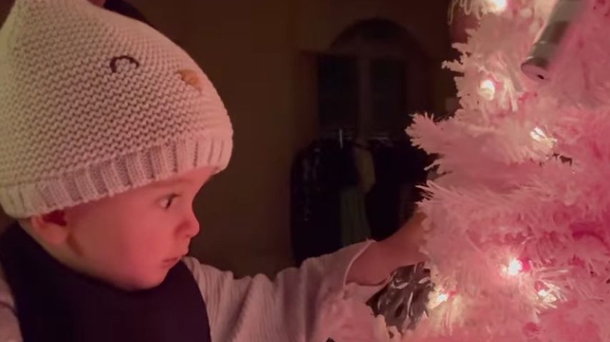 Paris Hiltons Sohn Phoenix, November 2023
