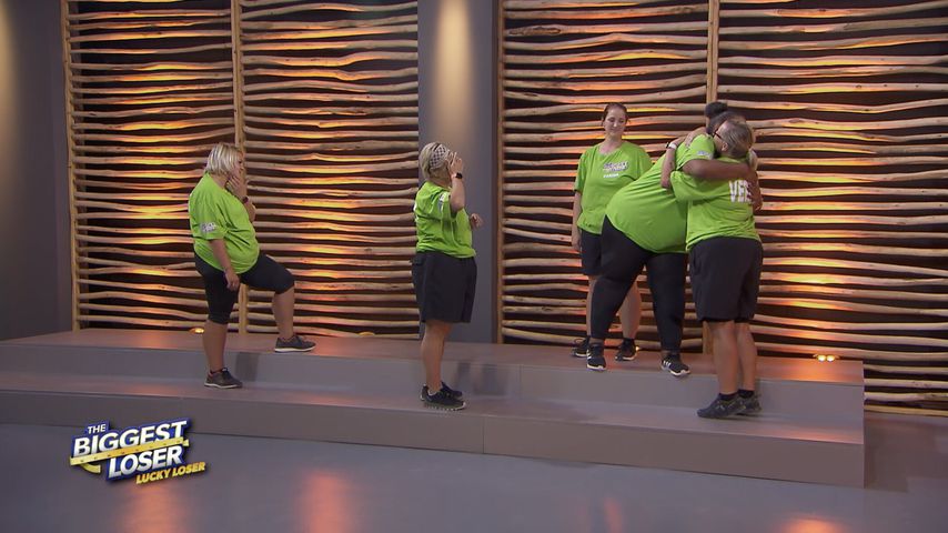 Pati, Baksi, Carina, Cindy und Verena bei "Lucky Loser"