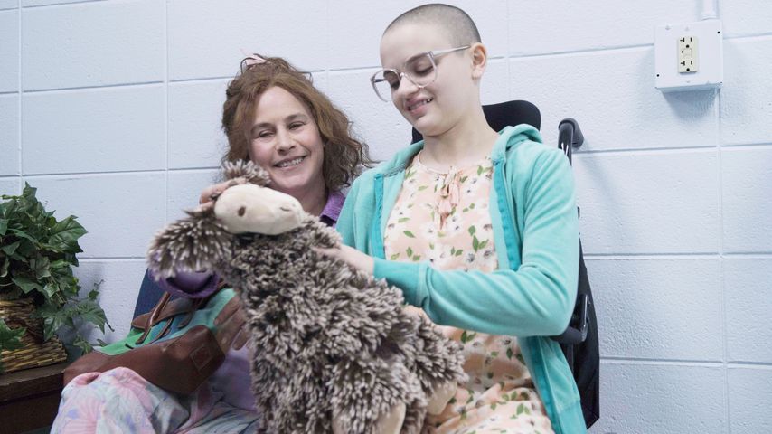 Patricia Arquette und Joey King in "The Act"